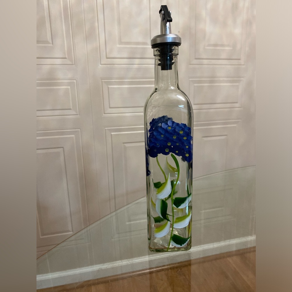 TableCraft Olive Oil Dispenser Glass Kitchen Bottle Pourer/ -New